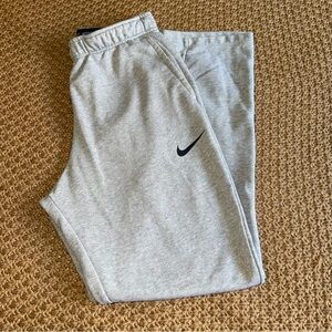 Nike Men’s Light Gray Sweatpants